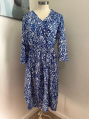 Avenue Blue & White Printed Long-Sleeve Wrap Dress